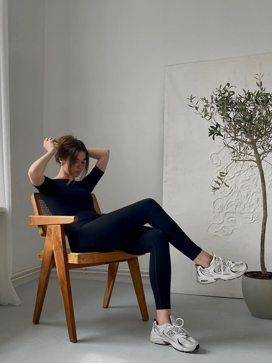 legginsy + top z krótkim rękawem